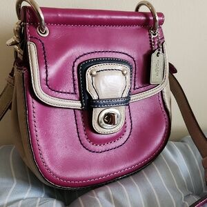COACH Willis Mini ColourBlock bag
